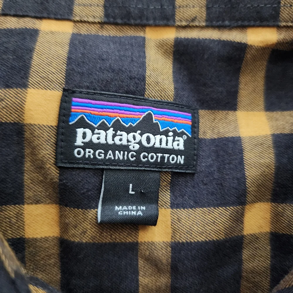 Patagonia Long-Sleeve Chima Cotton Shirt, Men's Large, EUC - Pine Lodge/Black - Picture 6 of 10